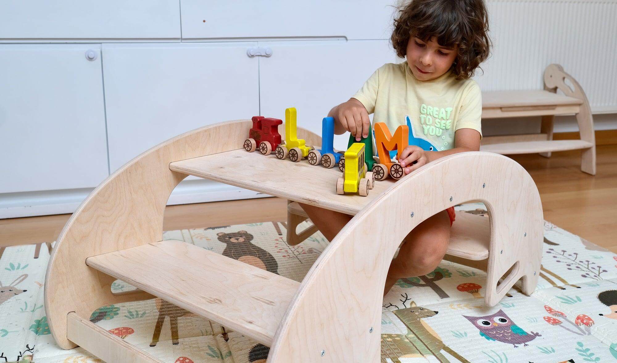 2-in-1 Montessori Wooden Seesaw Table Set