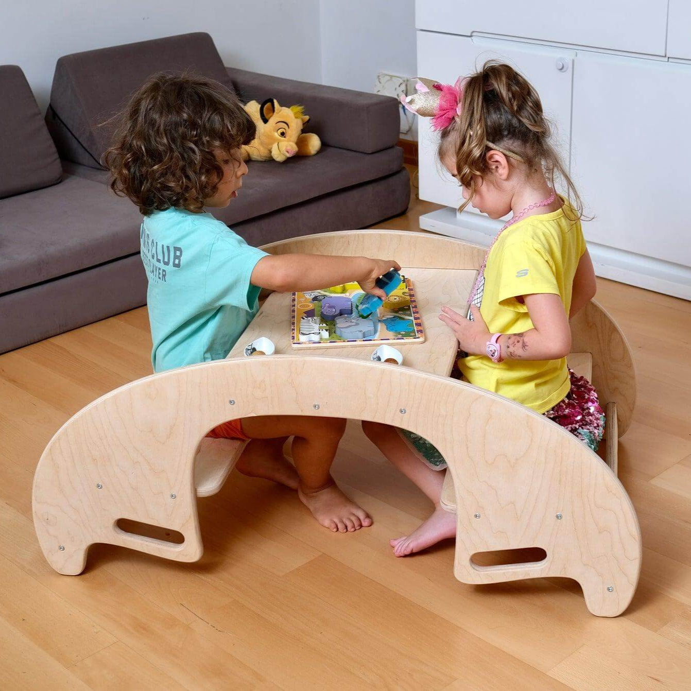 2-in-1 Montessori Wooden Seesaw Table Set