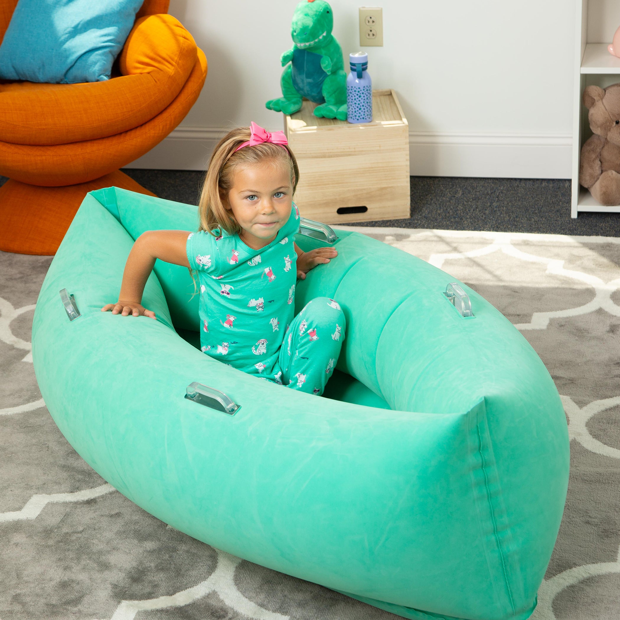 Comfy Hugging Peapod Sensory Pod 60"