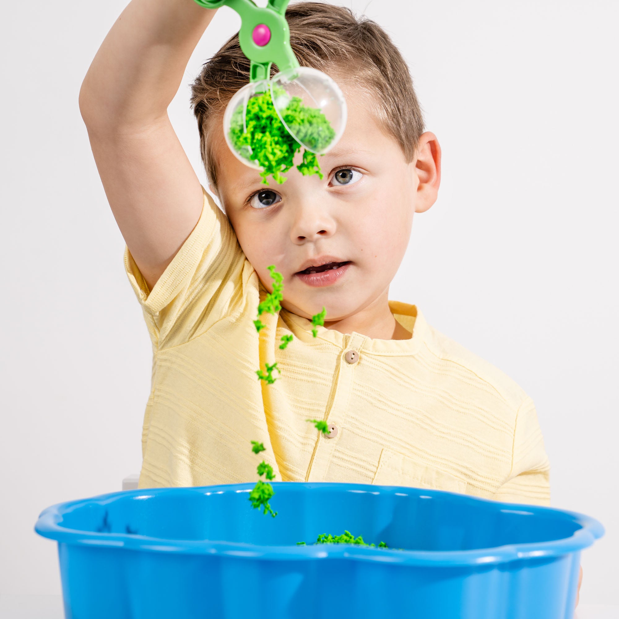 Playfoam® Pluffle™ Sensory Station